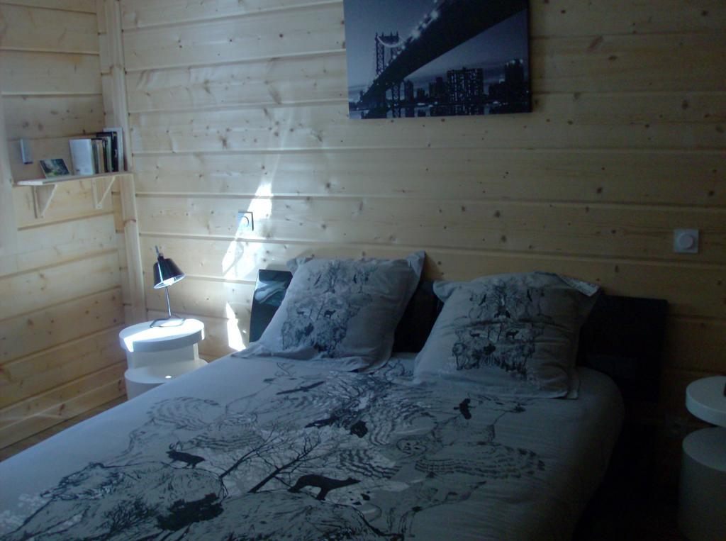 Bed and Breakfast Le Chalet Des 4 Saisons à Mers-sur-Indre Chambre photo